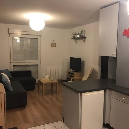 Apartament Cosy Proche Centre Ville *
